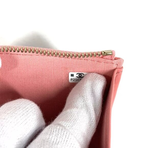 CHANEL Matelasse CC Mark Fragment Case zipper wallet case purse Unused - Picture 3 of 12